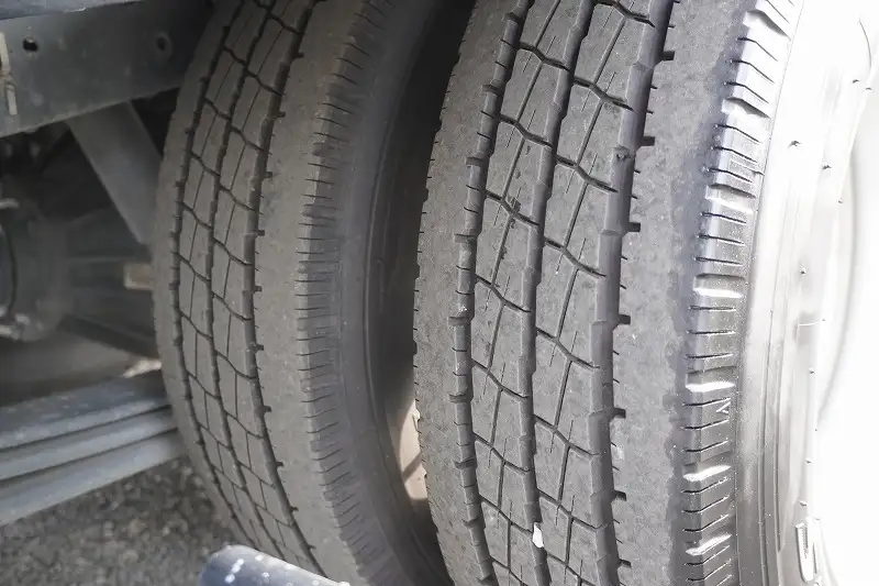 いすゞ エルフ 小型 アルミバン パワーゲート TRG-NLR85ANの中古トラック画像20