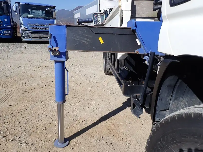 日野 デュトロ 小型 クレーン付 4段 ラジコンの中古トラック画像9