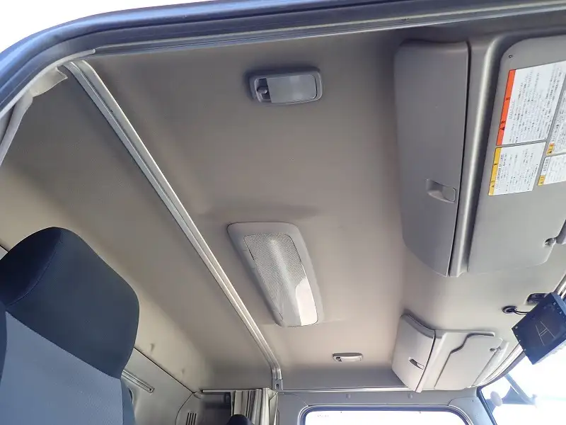 日野 レンジャー 中型/増トン ウイング パワーゲート エアサスの中古トラック画像16