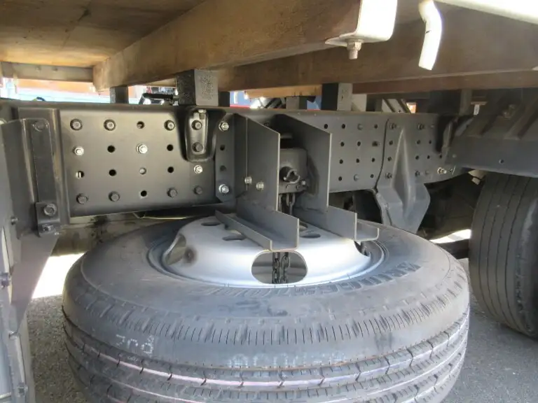 三菱 キャンター 小型 平ボディ 床鉄板 2RG-FBA20の中古トラック画像19