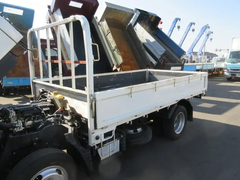 三菱 キャンター 小型 平ボディ 床鉄板 2RG-FBA20の中古トラック画像10