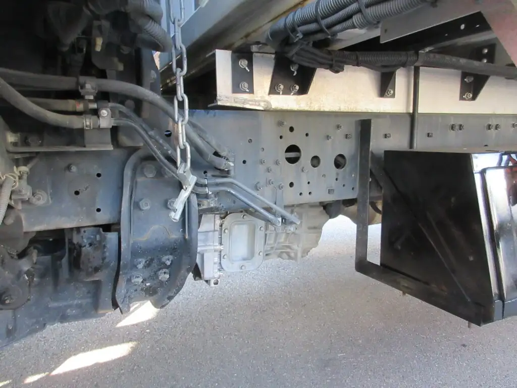 三菱 ファイター 中型/増トン ウイング エアサス ベッドの中古トラック画像16