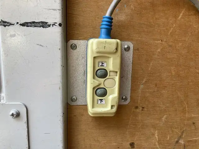 日産 アトラス 小型 アルミバン パワーゲート サイドドアの中古トラック画像10