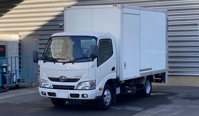 トヨタ ダイナ 小型 アルミバン セミロング
