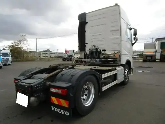 ボルボ トラック 大型 トラクター ハイルーフ 1デフの中古トラック画像3