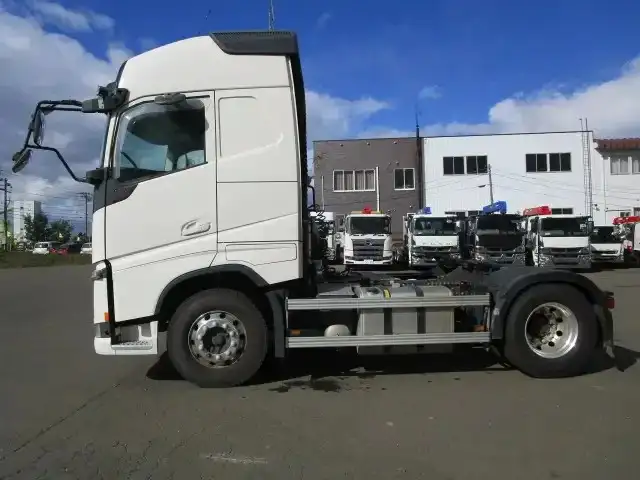 ボルボ トラック 大型 トラクター ハイルーフ 1デフの中古トラック画像5