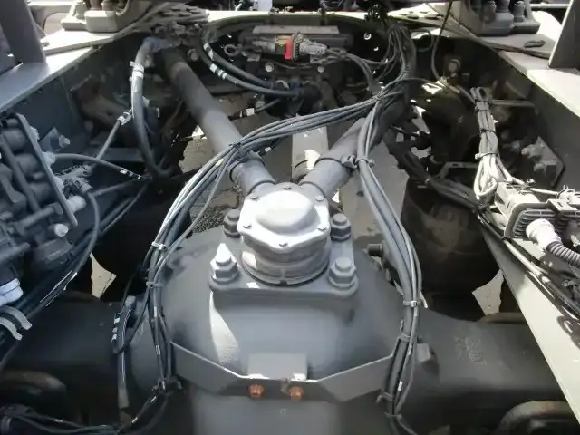 ボルボ トラック 大型 トラクター ハイルーフ 1デフの中古トラック画像16