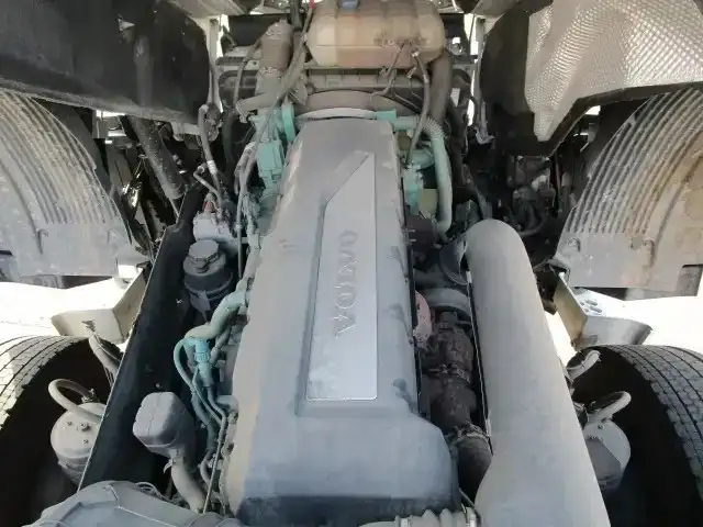 ボルボ トラック 大型 トラクター ハイルーフ 1デフの中古トラック画像20