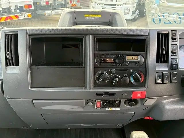 いすゞ エルフ 小型 アルミバン パワーゲート サイドドアの中古トラック画像14