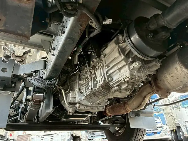 いすゞ エルフ 小型 アルミバン パワーゲート サイドドアの中古トラック画像16