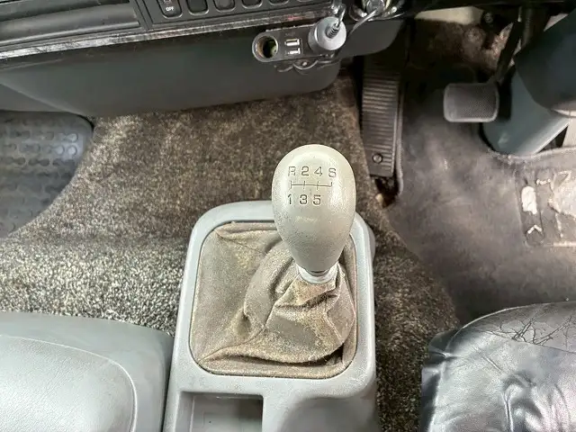 三菱 ファイター 中型/増トン 平ボディ アルミブロック ベッドの中古トラック画像15