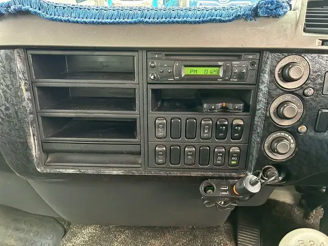 三菱 ファイター 中型/増トン 平ボディ アルミブロック ベッドの中古トラック画像14