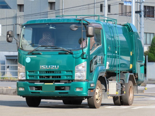 いすゞ フォワード 中型/増トン パッカー車
