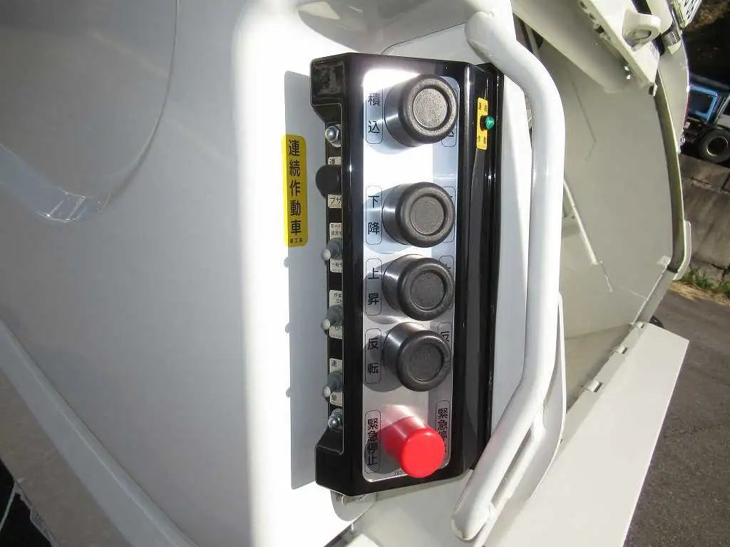 日野 デュトロ 小型 パッカー車 プレス式 2KG-XZU710Mの中古トラック画像10