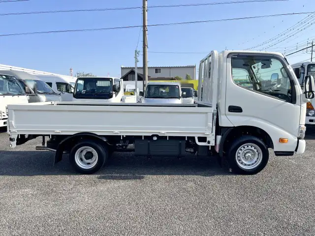 トヨタ ダイナ 小型 平ボディ 3BF-TRY230 R7の中古トラック画像3