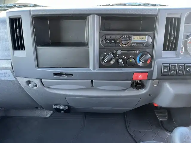 マツダ タイタン 小型 平ボディ Wキャブ TRG-LHR85Aの中古トラック画像12
