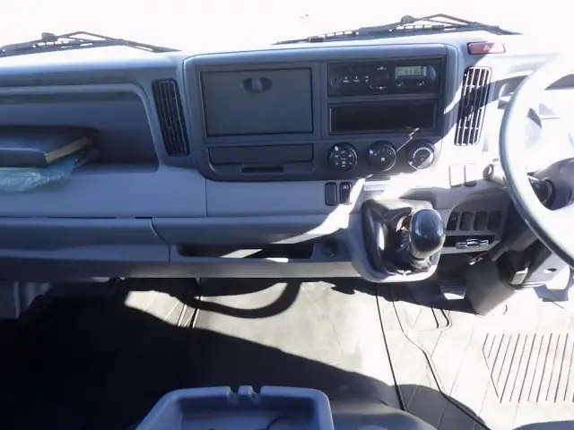 三菱 キャンター 小型 クレーン付 床鉄板 3段の中古トラック画像13