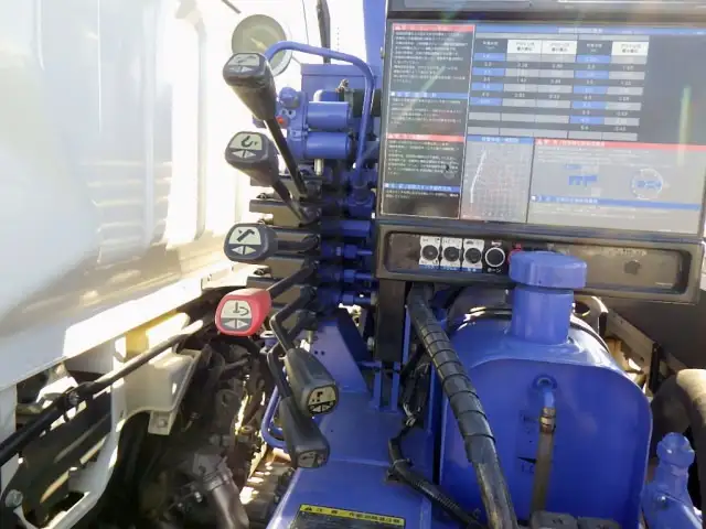 三菱 キャンター 小型 クレーン付 床鉄板 3段の中古トラック画像9