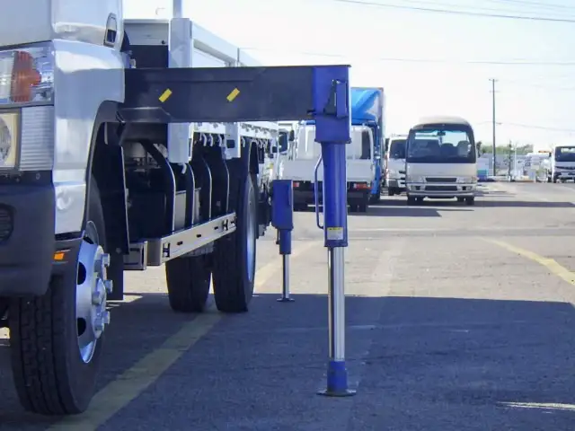 三菱 キャンター 小型 クレーン付 床鉄板 3段の中古トラック画像10