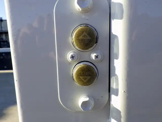 いすゞ エルフ 小型 平ボディ パワーゲート TPG-NPR85ARの中古トラック画像10