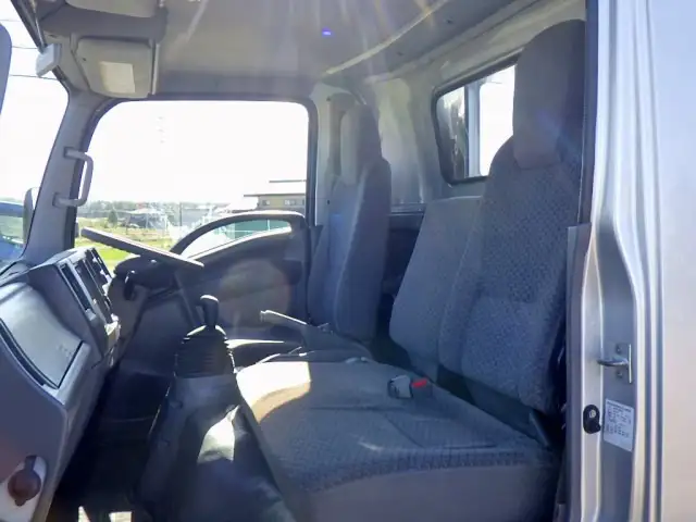 いすゞ エルフ 小型 平ボディ 床鉄板 TPG-NPR85ARの中古トラック画像10