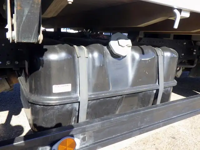 いすゞ エルフ 小型 平ボディ 床鉄板 TPG-NPR85ARの中古トラック画像15