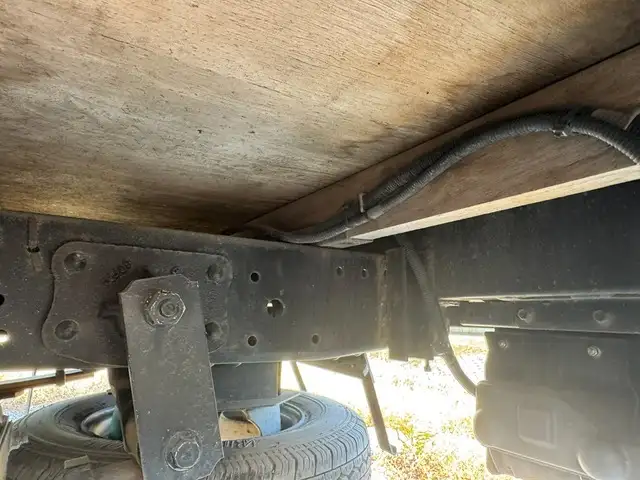 いすゞ エルフ 小型 平ボディ Wキャブ パワーゲートの中古トラック画像16