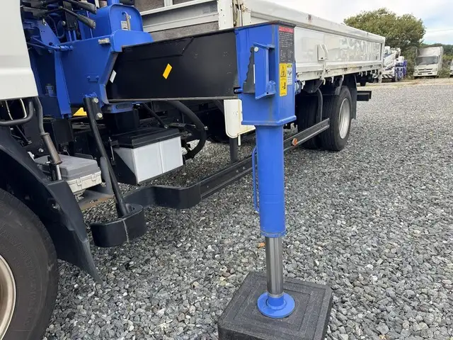 いすゞ エルフ 小型 クレーン付 4段 ラジコンの中古トラック画像10