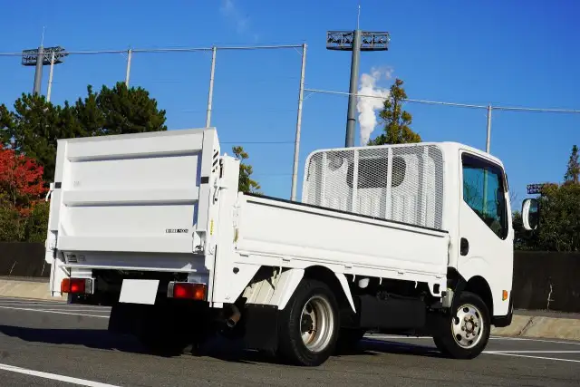 日産 アトラス 小型 平ボディ パワーゲート 床鉄板の中古トラック画像5