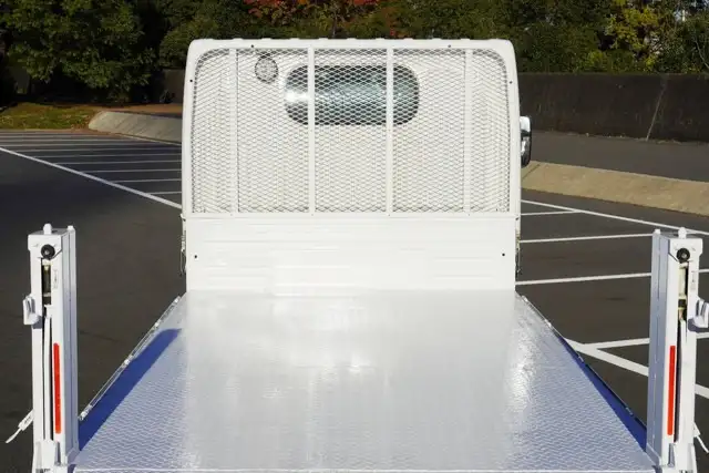 日産 アトラス 小型 平ボディ パワーゲート 床鉄板の中古トラック画像9