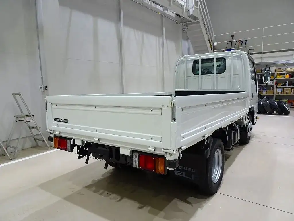 いすゞ エルフ 小型 平ボディ 床鉄板 TRG-NJR85Aの中古トラック画像2