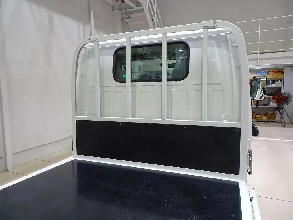 いすゞ エルフ 小型 平ボディ 床鉄板 TRG-NJR85Aの中古トラック画像5