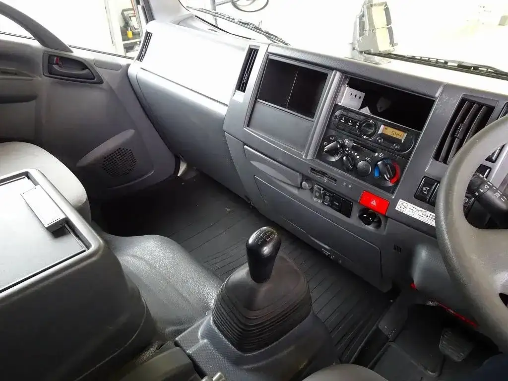 いすゞ エルフ 小型 車両重機運搬 4段クレーン ラジコンの中古トラック画像12