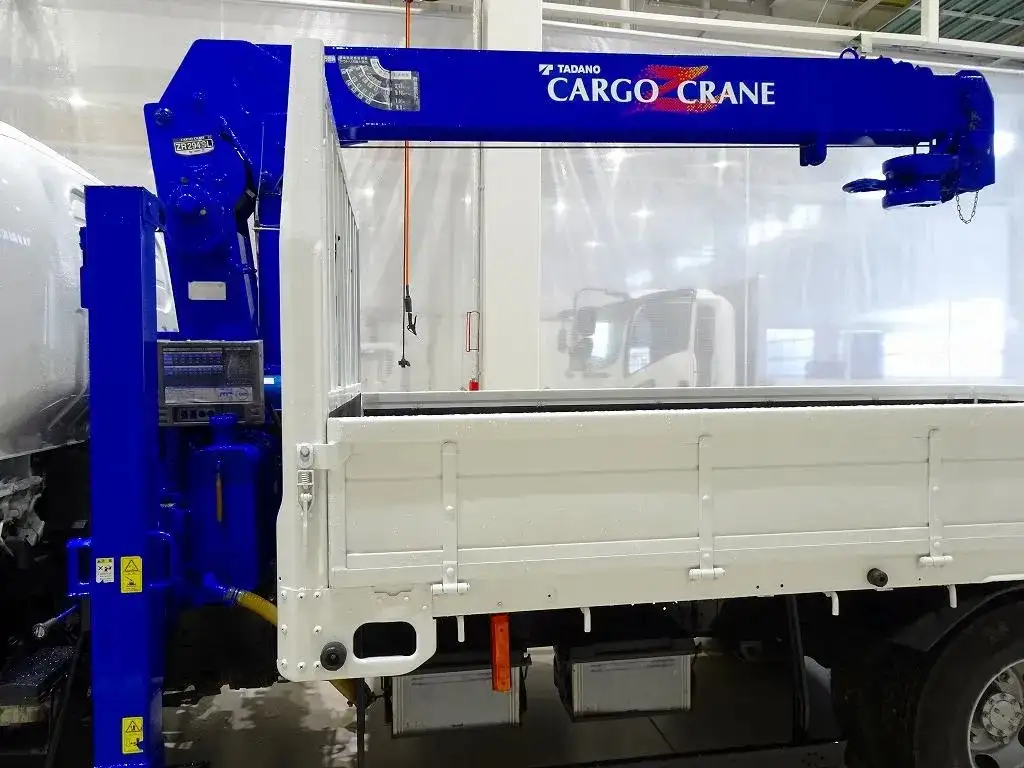 いすゞ エルフ 小型 車両重機運搬 4段クレーン ラジコンの中古トラック画像8