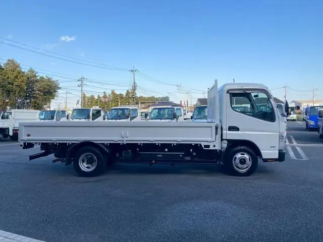 三菱 キャンター 小型 平ボディ  H25の中古トラック画像2