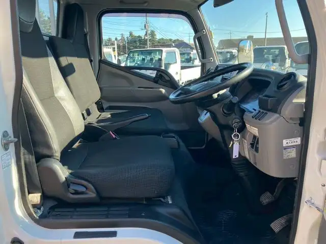 三菱 キャンター 小型 平ボディ  H29の中古トラック画像7