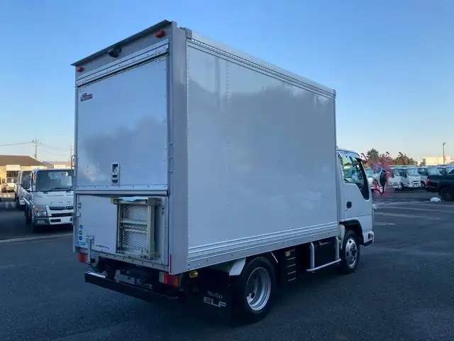 いすゞ エルフ 小型 アルミバン  H26の中古トラック画像3