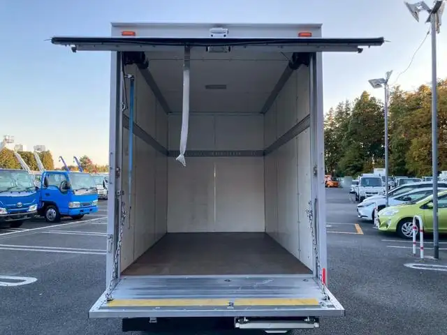 いすゞ エルフ 小型 アルミバン  H26の中古トラック画像4