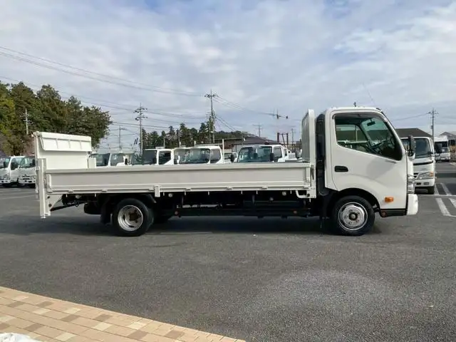 日野 デュトロ 小型 平ボディ パワーゲート の中古トラック画像2