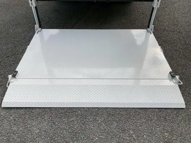 日野 デュトロ 小型 平ボディ パワーゲート の中古トラック画像6