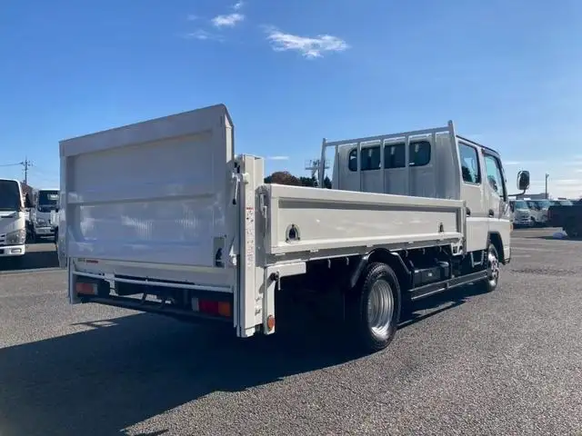 三菱 キャンター 小型 平ボディ Wキャブ パワーゲートの中古トラック画像3