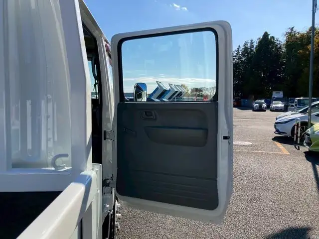 三菱 キャンター 小型 平ボディ Wキャブ パワーゲートの中古トラック画像13