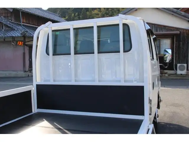 いすゞ エルフ 小型 平ボディ Wキャブ の中古トラック画像7