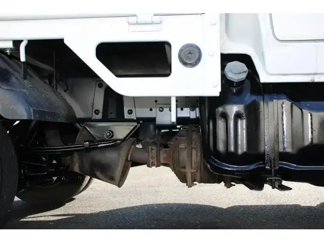 いすゞ エルフ 小型 平ボディ Wキャブ の中古トラック画像16