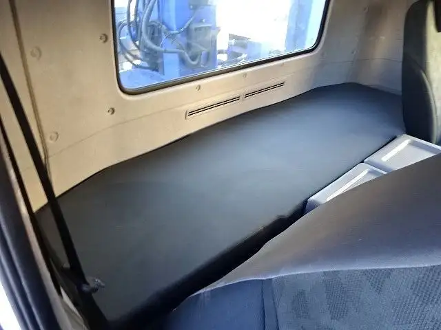 日産UD クオン 大型 車両重機運搬 3段クレーン ラジコンの中古トラック画像14