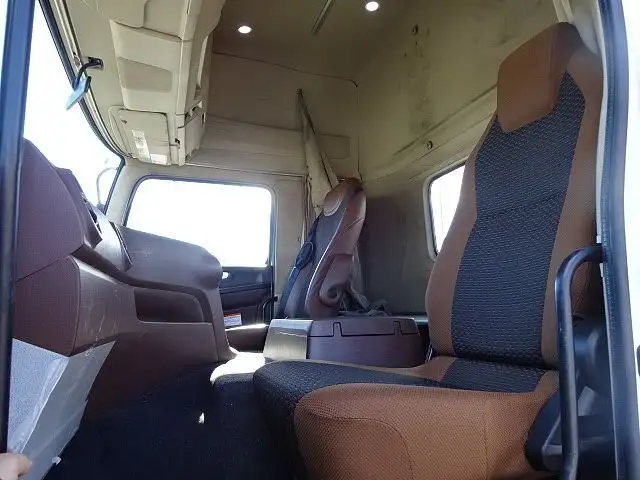 日野 プロフィア 大型 トラクター ハイルーフ 1デフの中古トラック画像12