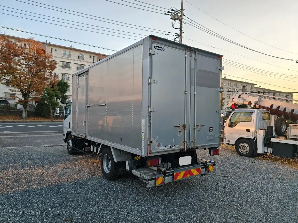 いすゞ エルフ 小型 アルミバン パワーゲート サイドドアの中古トラック画像6