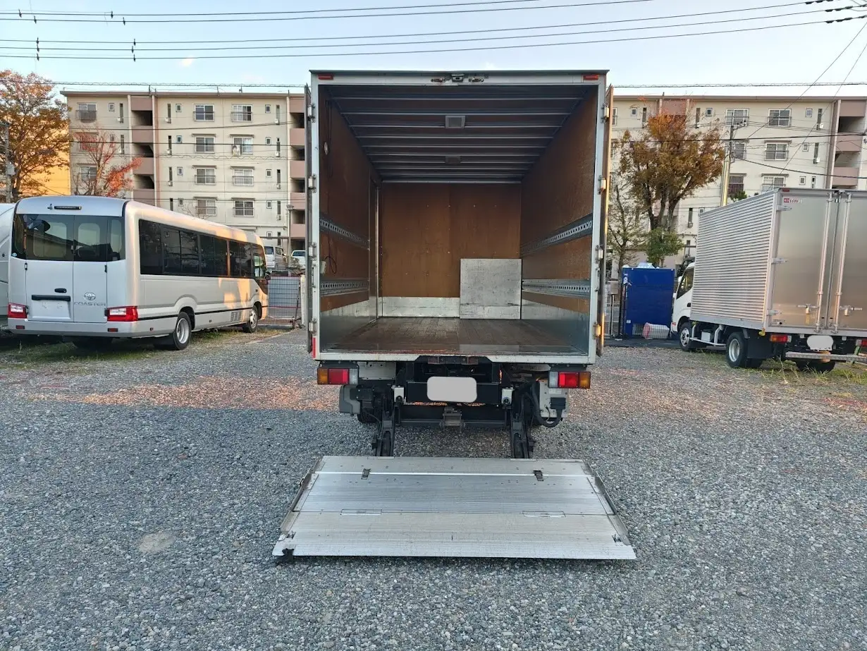 いすゞ エルフ 小型 アルミバン パワーゲート サイドドアの中古トラック画像8