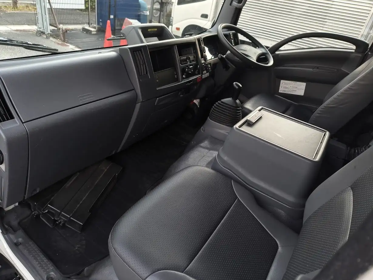 いすゞ エルフ 小型 アルミバン パワーゲート サイドドアの中古トラック画像12