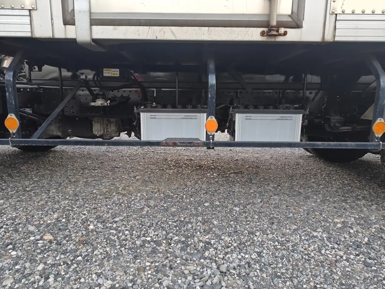 いすゞ エルフ 小型 アルミバン パワーゲート サイドドアの中古トラック画像16